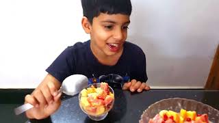 നിമിഷ നേരം കൊണ്ട് കിടിലൻ ഫ്രൂട്ട് സാലഡ്😋 Easy FRUIT SALAD Recipe Home made Fruit Salad Malayalam [upl. by Det449]