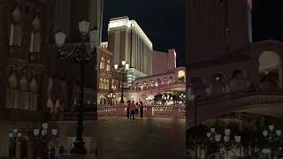 Night view Venetian hotel Las Vegasnewtrending shorts viralvideo venetianlasvegas travelvlog [upl. by Yelekalb]