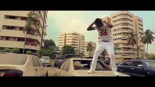 Iba One  Oumou Dily Den Clip Officiel [upl. by Enaelem]