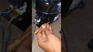 Fridge pin valve breezing fridgerepair ytshort ytviral shorts [upl. by Boar]