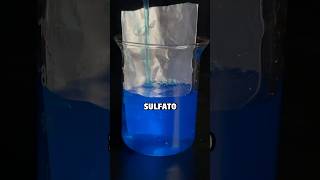 🪄 Crea COBRE e HIDRÓGENO con este sencillo experimento 🧪 quimica short divulgacion [upl. by Ahsenyt]