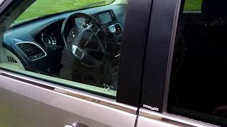 Chrysler Town amp Country port USB videos [upl. by Ewart]