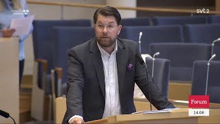 Är regeringen beredd att bromsa utdelningen av medborgarskap – Jimmie Åkesson [upl. by Breskin]