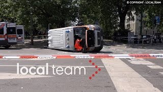 Incidente in piazza Fusina a Milano ambulanza si ribalta [upl. by Iatnwahs]