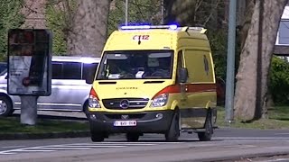 Tournai Pompiers avec Ambulance Ty04 [upl. by Ignatzia]