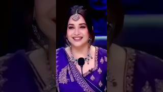 Hare dupatte valiyon 💃❤️ singing bollywood dancereels 80smusic indianidolshow [upl. by Atsyrc]