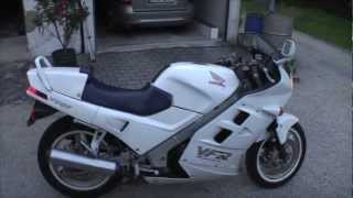 Honda VFR 750 F RC24 is awsome [upl. by Ybab]