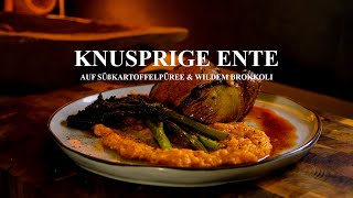 Das leckerste und knusprigste Entenbrustfilet auf Süßkartoffelpüree mit wildem Brokkoli  uhmami [upl. by Kain]