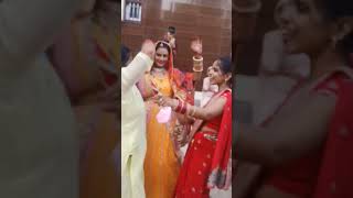 Haryanvi song dance with friend  kuaa pujan haryanviculture king queen short video 👸👑 [upl. by Lander]