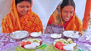 Eating Gobindobhog ChireTok DoiSandeshPaka KolaSoshaTarmujApple Summer Season Eating Show [upl. by Mariande585]