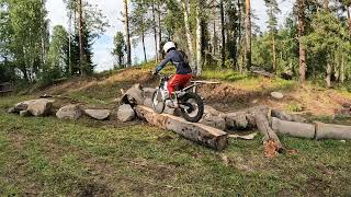 Backyard Trials Obstacle pile Scorpa sy 200f [upl. by Reamonn660]