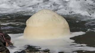 Rotating Foam Ball Geyser Creek Saratoga Springs NY [upl. by Sokil]