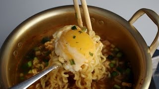 How to make Korean ramyeon Ramyeon 라면 aka ramen [upl. by Einatsed]