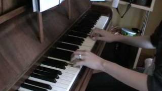 ABRSM Piano Exam Pieces 2009 2010 A1  Gavot by Duncombe [upl. by Bella]