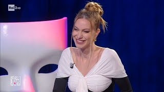 Taylor Mega si confessa per la prima volta in tv  Storie di donne al bivio 14032024 [upl. by Idolla]