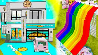 I Find Amazing Cookie Swirl C House in Random Roblox Games [upl. by Lovett]