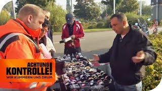 Mecker mecker mecker Feilschen auf dem Flohmarkt  Achtung Kontrolle  kabel eins [upl. by Neelhtak669]