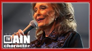 Loretta Lynn Remembered With Tribute Performance at 2022 CMA Awards [upl. by Nereen]