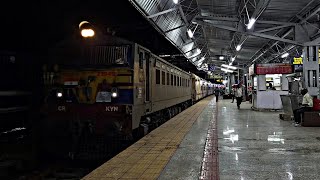 22156 KOLHAPURKALABURAGI EXP ARRIVES SOLAPUR [upl. by Jahdol374]