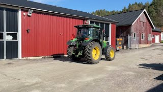 Köp Traktor John Deere 5125R på Klaravik [upl. by Grayce402]