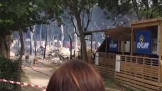 Brand på taliensk campingplads Pra delle Torri ved Venedig [upl. by Rahcir]