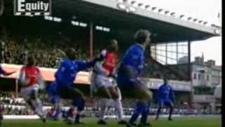 Arsenal vs Chelsea 26122001 [upl. by Ermengarde45]