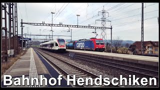 Personen und Güterzüge beim Bahnhof Hendschiken Kanton Aargau Schweiz 2022 [upl. by Anwahsiek884]