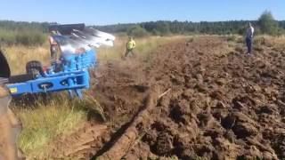 Вспашка залежи Трактор CLAAS AXION 950  плуг LEMKEN Diamant 11 [upl. by Selig108]