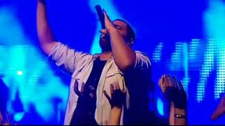 Yahweh with Powerfull Introduction by Pastor Robert Fergusson  Hillsong [upl. by Fuld]