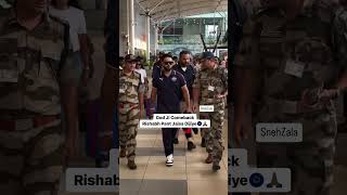 Delhi Capitals Captain RishabhPant Axar and KuldeepYadav arrive in mumbai for their IPL match [upl. by Lledniuq440]