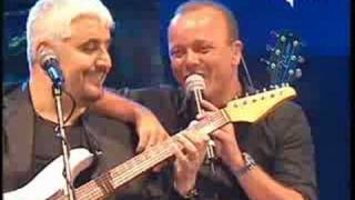 O scarrafone Pino Daniele Gigi DAlessio  Fischi per DAlessio live Napoli 2008 [upl. by Milford]