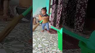 Ayaan beta🥰😍😘home cleaning 🤣brothersoncutebabies cuteboydance cuteboy [upl. by Osman]