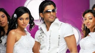 Varudu movie Songs  Saare Jahaa  Allu Arjun Bhanu Sri Mehra [upl. by Mallory]