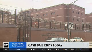 Illinois ends cash bail [upl. by Warram]