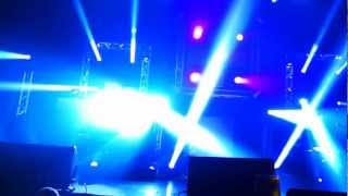 Zenith de Paris  Concert exceptionnel 18 sur 38 Le 200312 Vidéo HD [upl. by Enelam59]