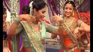 Akshara Dances To ‘Saajan Ji Ghar Aaye’ On RASHMI’S WEDDING [upl. by Gersham]