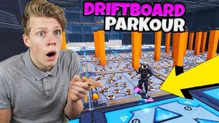 DRIFTBOARD PARKOUR  Fortnite met Roedie [upl. by Enailil]