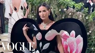 Demi Moore Arrives in Harris Reed for Met Gala 2024 [upl. by Rosel]