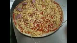 How To Prepare Felino Salami Pizza [upl. by Opalina]