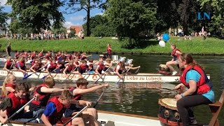 DrachenbootRennen Schüler rudern um die Wette [upl. by Annaihr436]