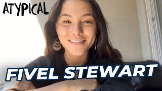 Casey amp Izzie Atypical Brigette LundyPaine Umma Interview avec Fivel Stewart [upl. by Nelg732]