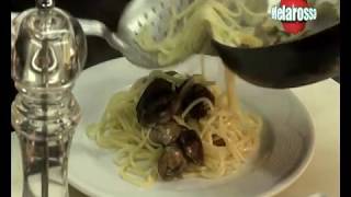 SPAGHETTI CON LE VONGOLE [upl. by Atteve]