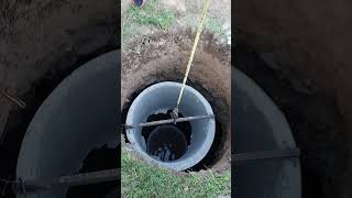 Curãtãm fântâni telefon 0730091177 foryou apa water waterpump viral foraj share fantana izv [upl. by Neleb]