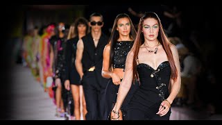 Versace Spring Summer 2022  Fashion Show [upl. by Barmen]