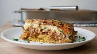 Griechischer Nudelauflauf mit Hackfleisch  Greek Pasta Bake with Ground Beef  ENG SUBS [upl. by Nlyak322]