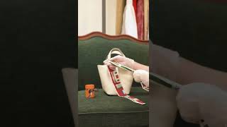 how to tie tour twilly hermes twilly tutorial hermesbag [upl. by Gert774]