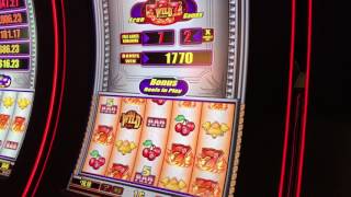 Quick hits casino slot bonus game win at Gun Lake casino [upl. by Urbanus198]